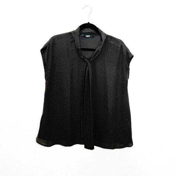 Zeagoo Women's Black Cap Sleeve Blouse with Tie Neck Size Medium - Picture 1 of 6